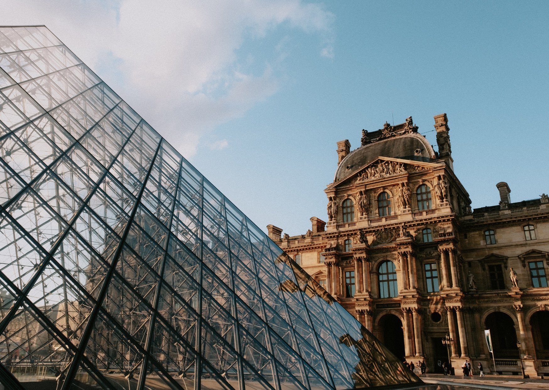 Why Europeans Skip These 'Must-See' Attractions (And Where They Go Instead) 9 Louvre Museum in Paris 8 Mistakes Tourists Make in Paris to Avoid