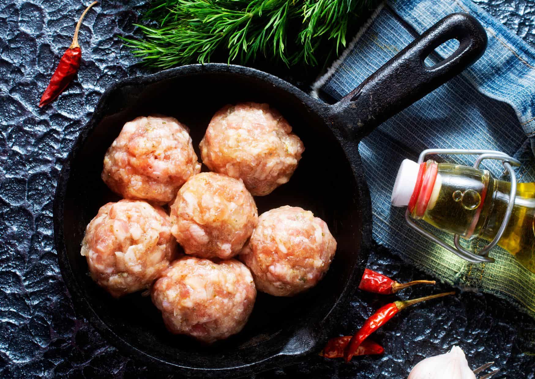 How To Make Homemade Meatballs (Recipe Guide) Tips And Calories