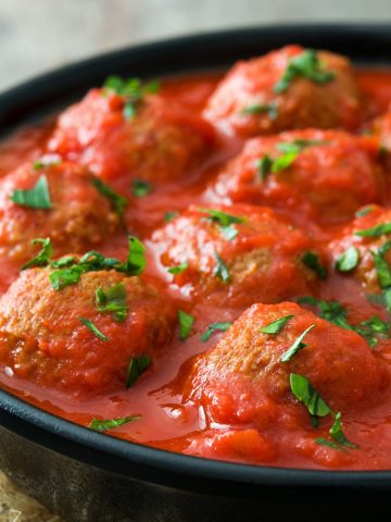 How To Make Homemade Meatballs (Recipe Guide) Tips And Calories