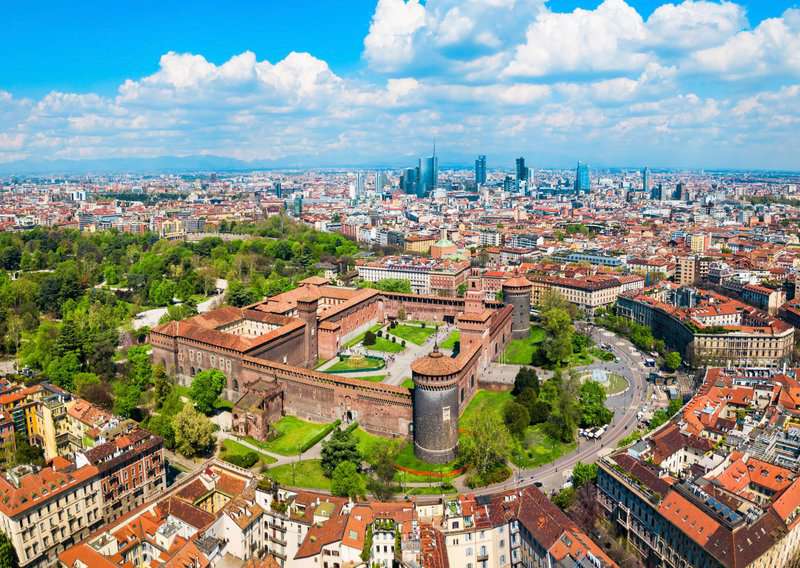 Tourist Traps to Avoid in Milan Italy (Travel Guide) And How to Avoid Them