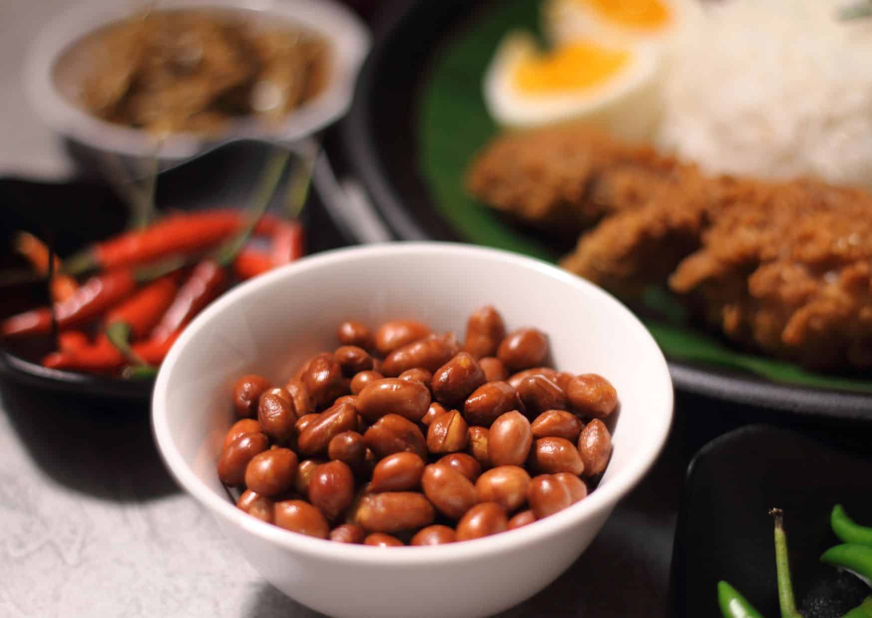 How to Make Nasi Lemak - Authentic Nasi Lemak (Recipe Guide)