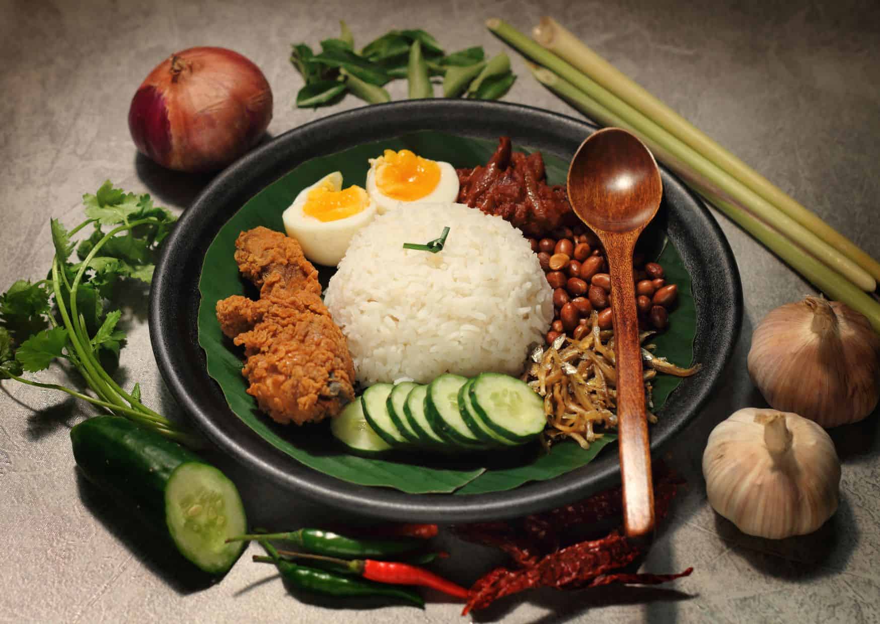 How to Make Nasi Lemak - Authentic Nasi Lemak (Recipe Guide)