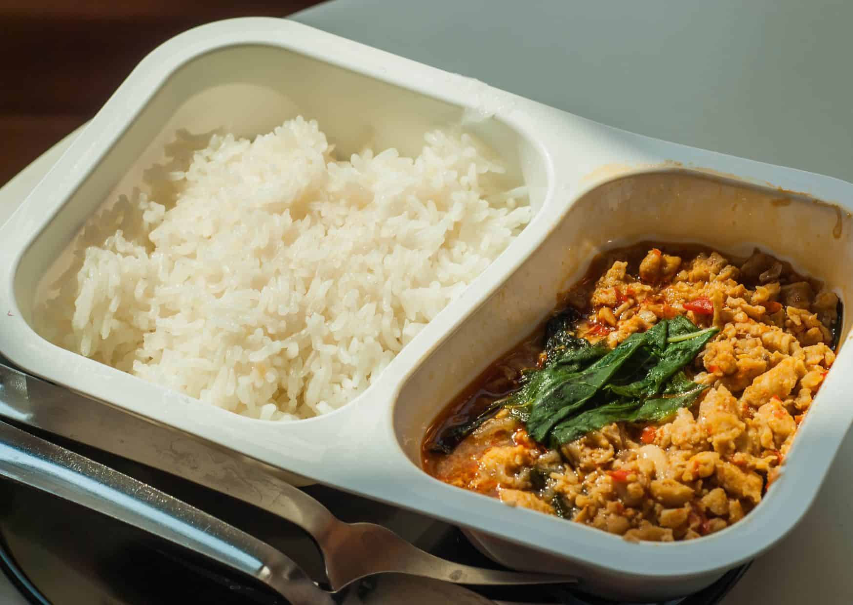 How To Make Pad Kra Pao Moo (Recipe Guide) Tips And Calories