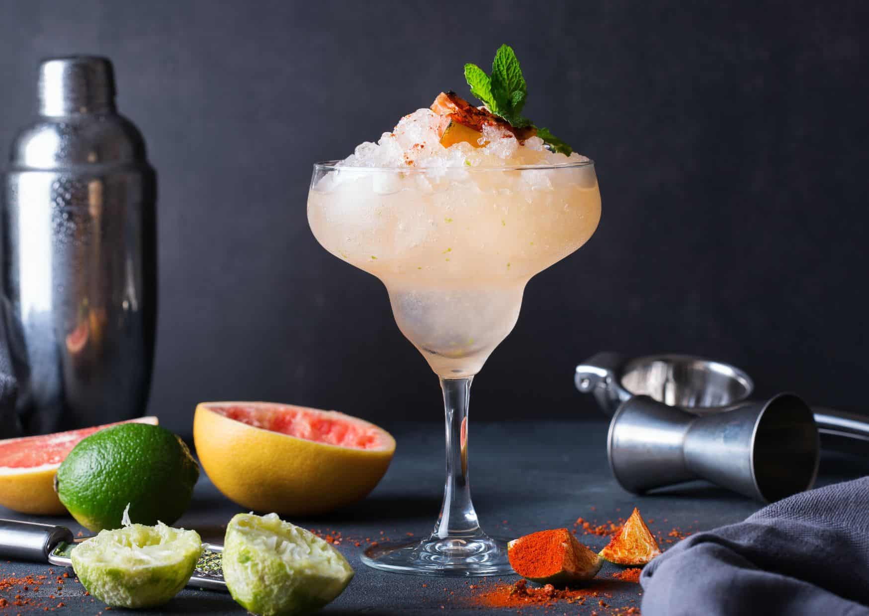 How To Make Paloma Cocktail (Recipe Guide) Tips And Calories