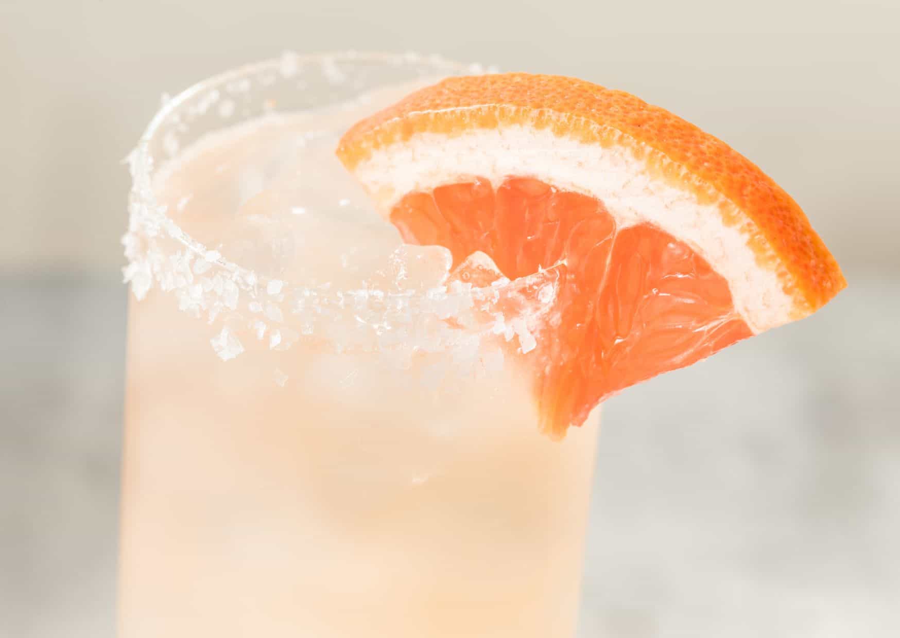 How To Make Paloma Cocktail (Recipe Guide) Tips And Calories