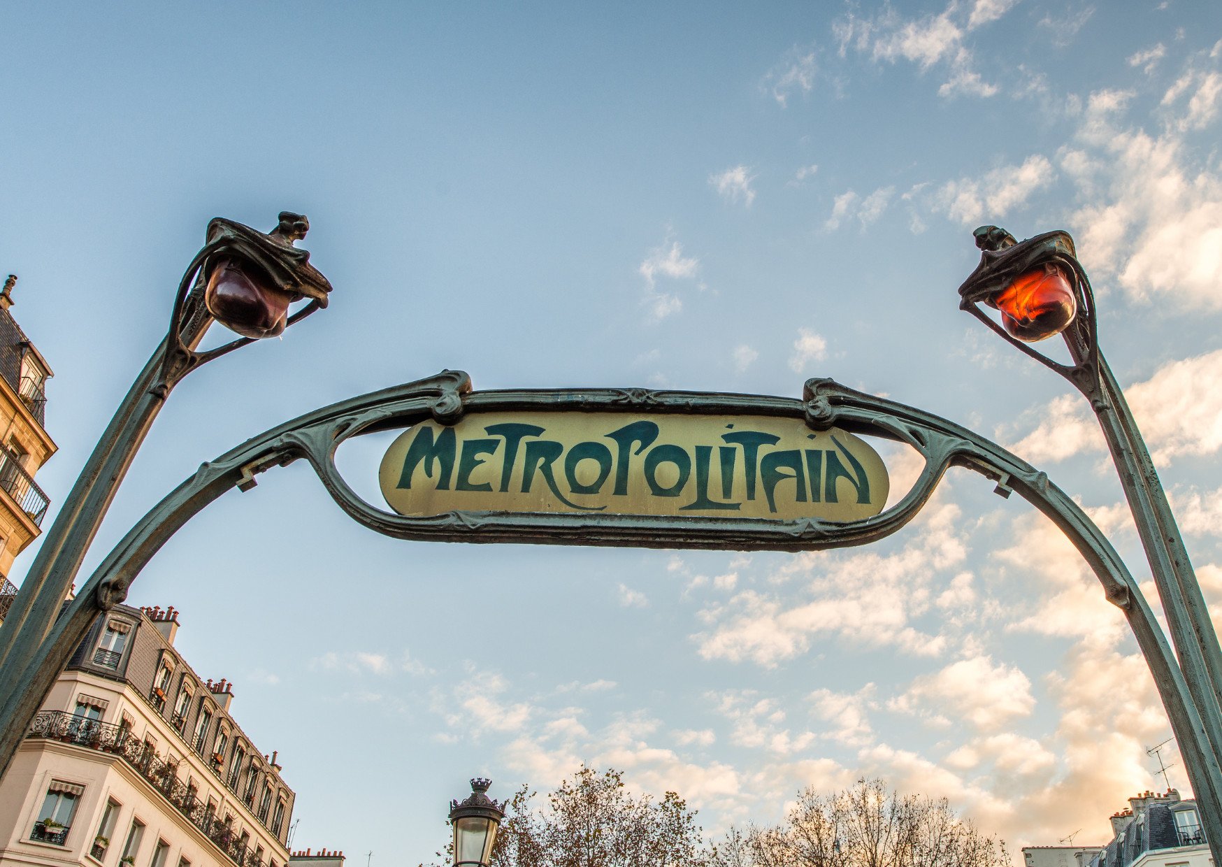 Paris Transportation 8 Mistakes Tourists Make in Paris to Avoid