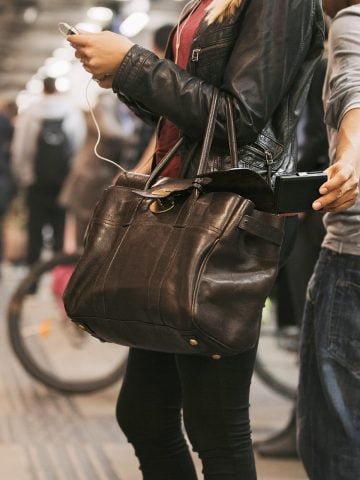 Don’t Do This in Paris: 15 Things Not to Do in Paris, Don’t Do This in Barcelona: 15 Things Not to Do In Barcelona