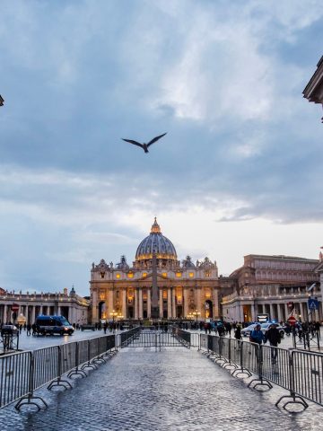 Don’t Do This in Rome: 15 Things Not to Do in Rome, Best Months to Visit Rome: What to Do and What to Eat, 10 European Bucket List Destinations