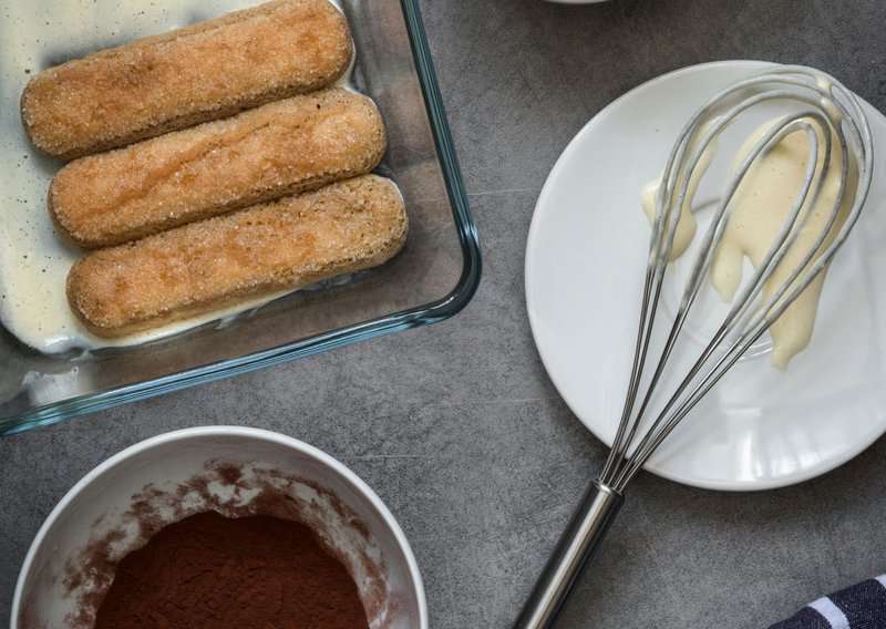 How to Make Tiramisu – Authentic Tiramisu (Recipe Guide)