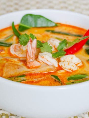 How to Make Tom Yum – Authentic Tom Yum (Recipe Guide)