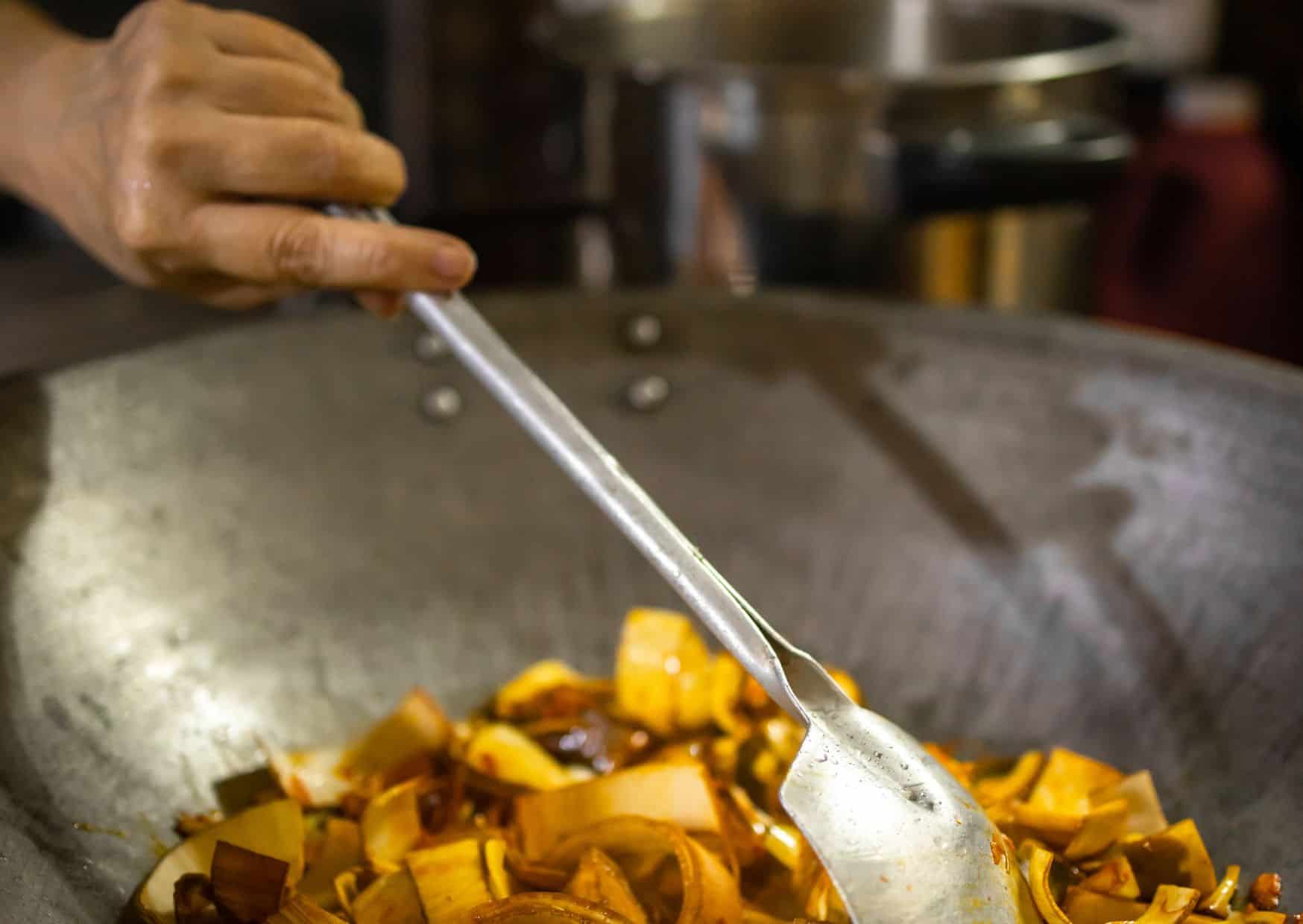 How To Make Kare-Kare (Recipe Guide) Tips And Calories