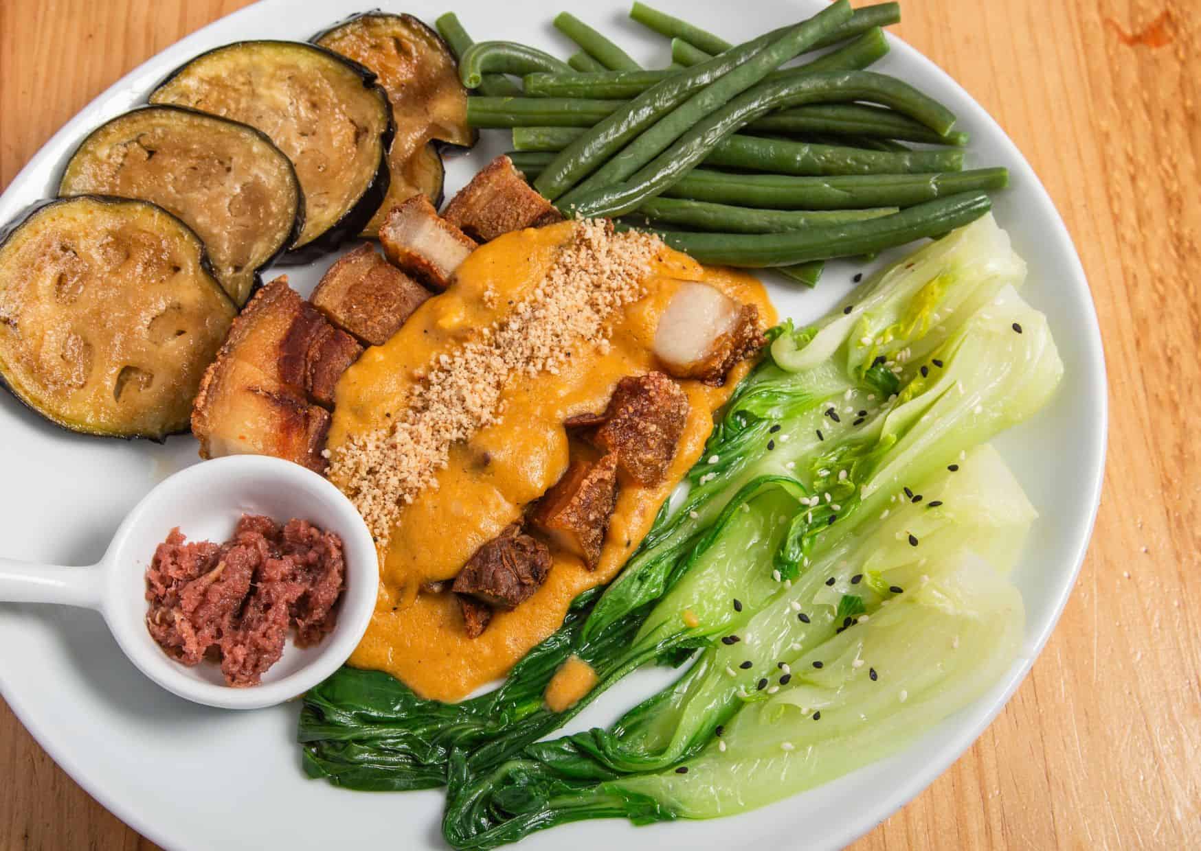 How To Make Kare-Kare (Recipe Guide) Tips And Calories