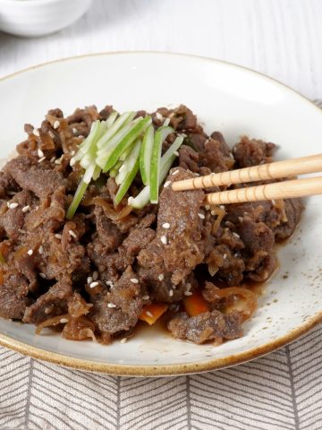 How To Make Beef Bulgogi (Recipe Guide) Tips And Calories