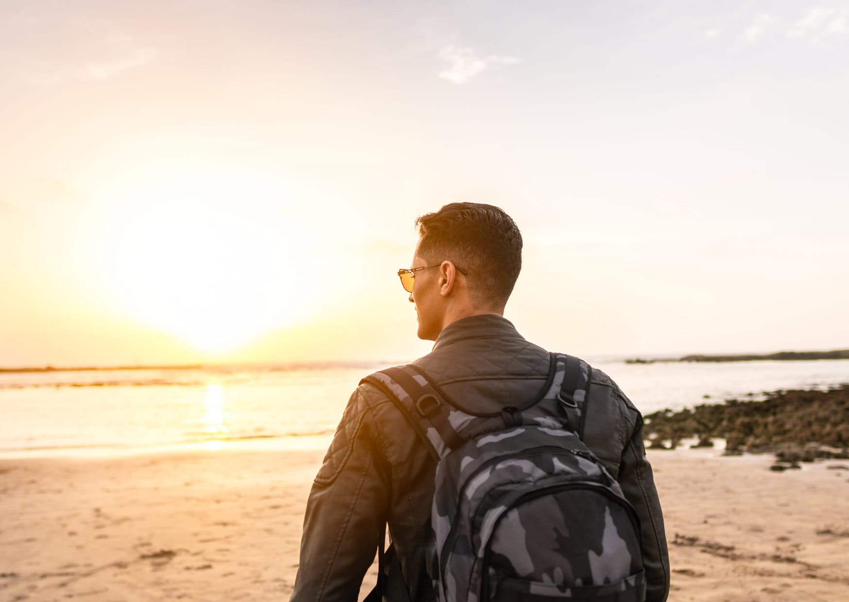 Genius 17 Packing Hacks Every Traveler Needs to Know: How to Pack Light for Any Trip, Skiplagging: How It Works to Book the Cheapest Flights – Tips and Mistakes to Avoid, 10 Mistakes To Avoid Overpaying On Your Travels And How To Avoid Them, 10 The Worst Travel Advice to Avoid, 8 Airport Tricks That All Travelers Should Know