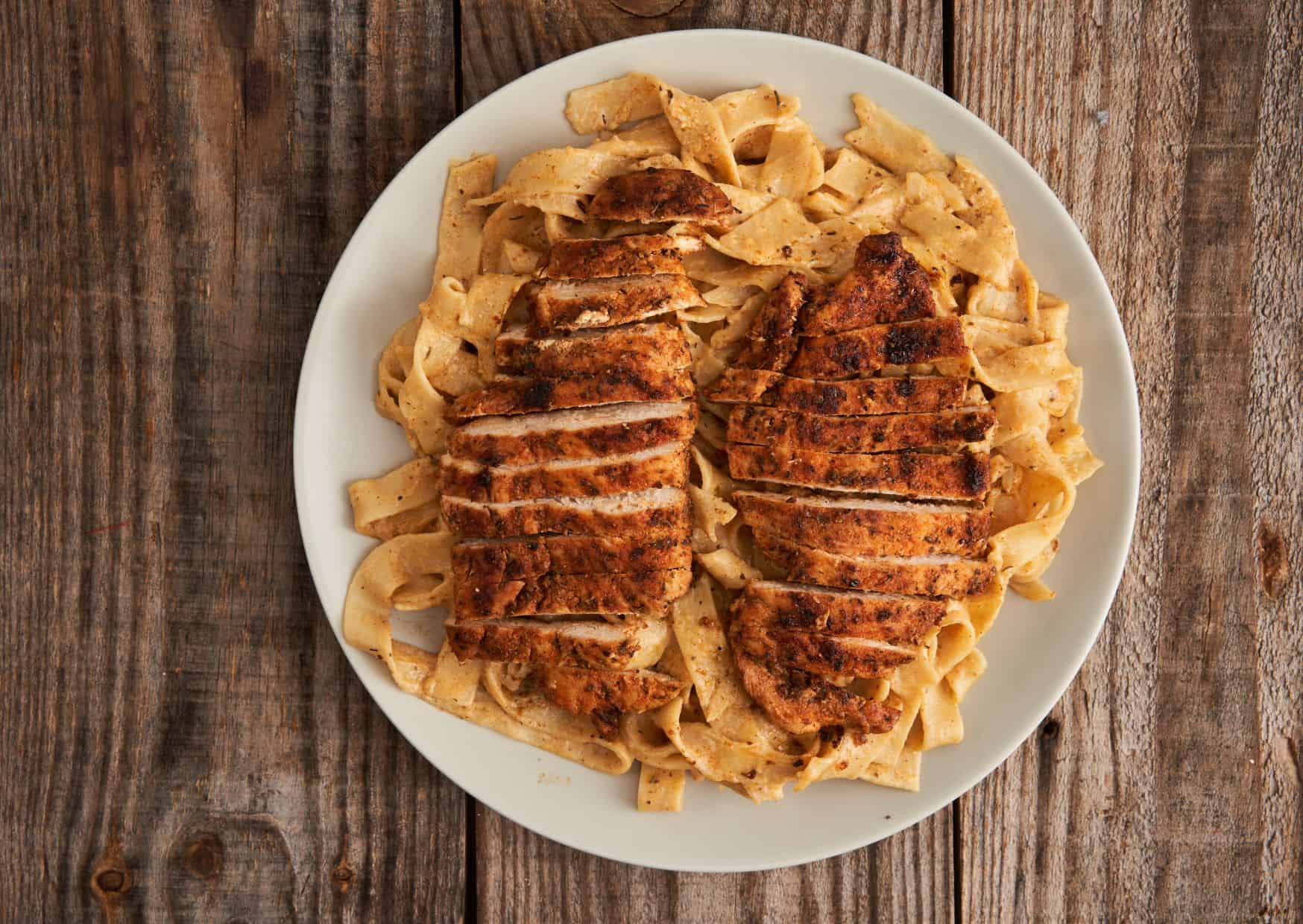 How To Make Chicken Alfredo (Recipe Guide) Tips And Calories