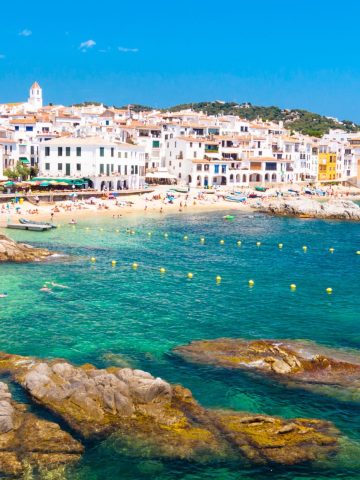 12 Untouched Spanish Destinations to Visit Instead of Popular Tourist Spots, Why Everyone’s Packing Up and Moving to Spain, Top 20 Countries for Travel Dating: Ideal Destinations for Romantic Ventures, Why Spain is One of the Most Visited Countries in the World, Digital Nomads in Barcelona: Everything You Need to Know, Best Day Trips From Barcelona