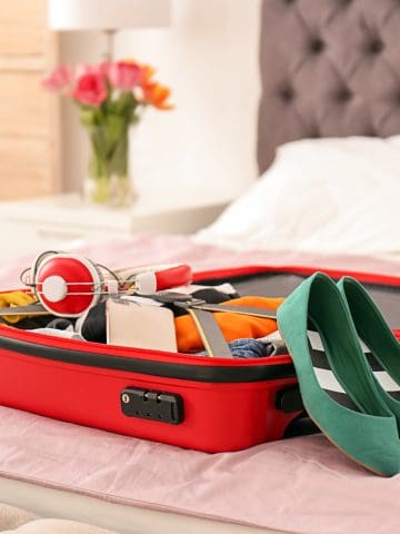 10 Mistakes to Avoid When Booking a Cruise and How to Avoid Them, 15 Common Mistakes To Avoid In Portugal, 20 Common Mistakes to Avoid in Iceland For Your Next Trip, Efficient-Travel-Packing-Hacks-6