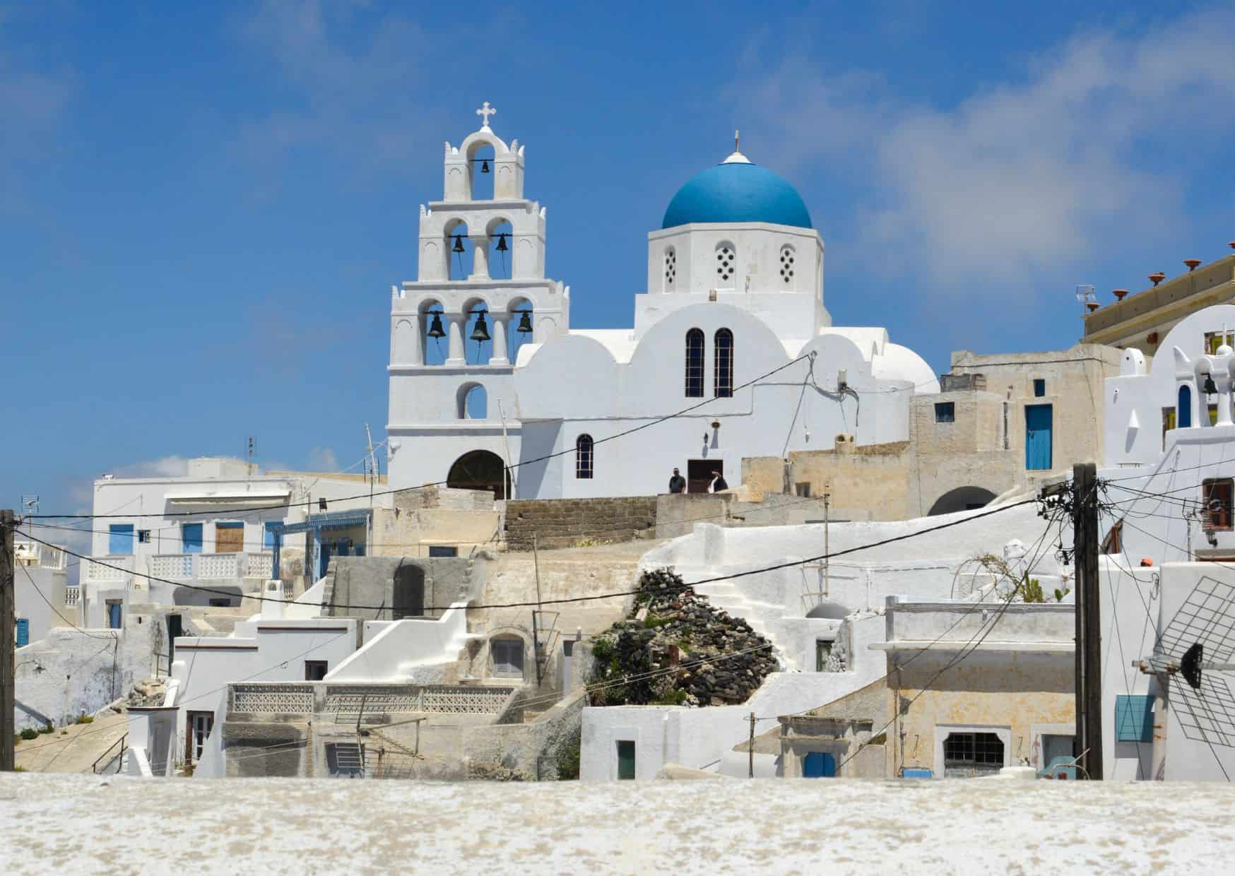 7 Tourist Traps to Avoid in Greek Islands And How To Avoid Them 8 Pyrgos in Santorini,