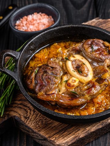 Forget About Pasta And Pizza In Italy And Try These 15 Dishes Instead (Recipe Guide), 3 Most Popular Dinners in Italy , 5 Best Dishes To Try In Italy (Recipe Guide) Tips And Calories