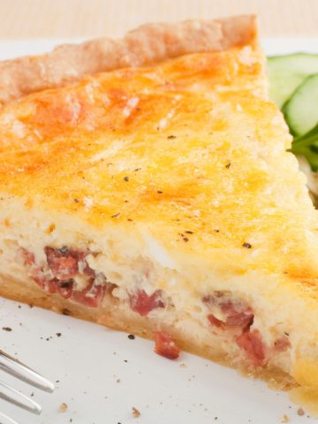 Forget About Croissants and Crepes in France: Try These 12 Delicious Foods Instead (Recipe Guide), How To Make Quiche Lorraine (Recipe Guide) Tips And Calories