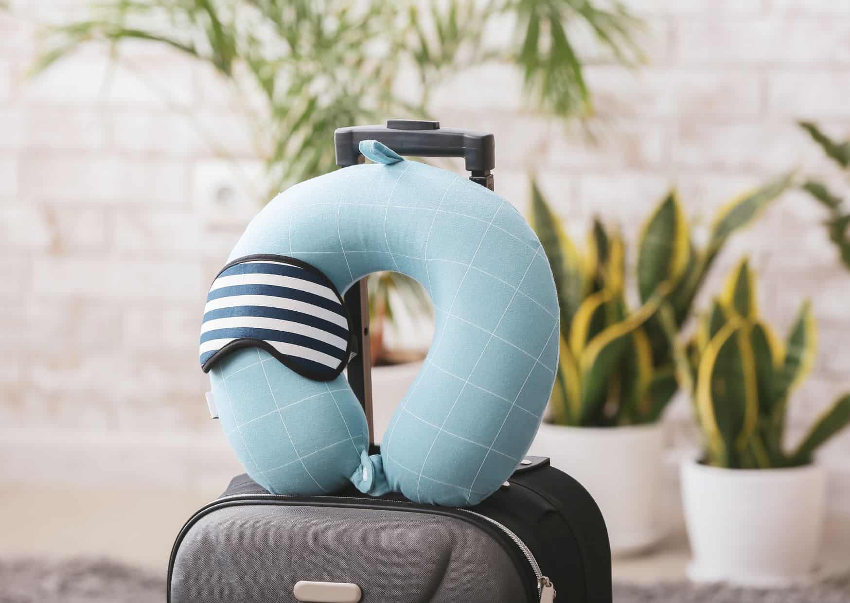 10 Travel Gadgets You Must Pack On Your Next Trip