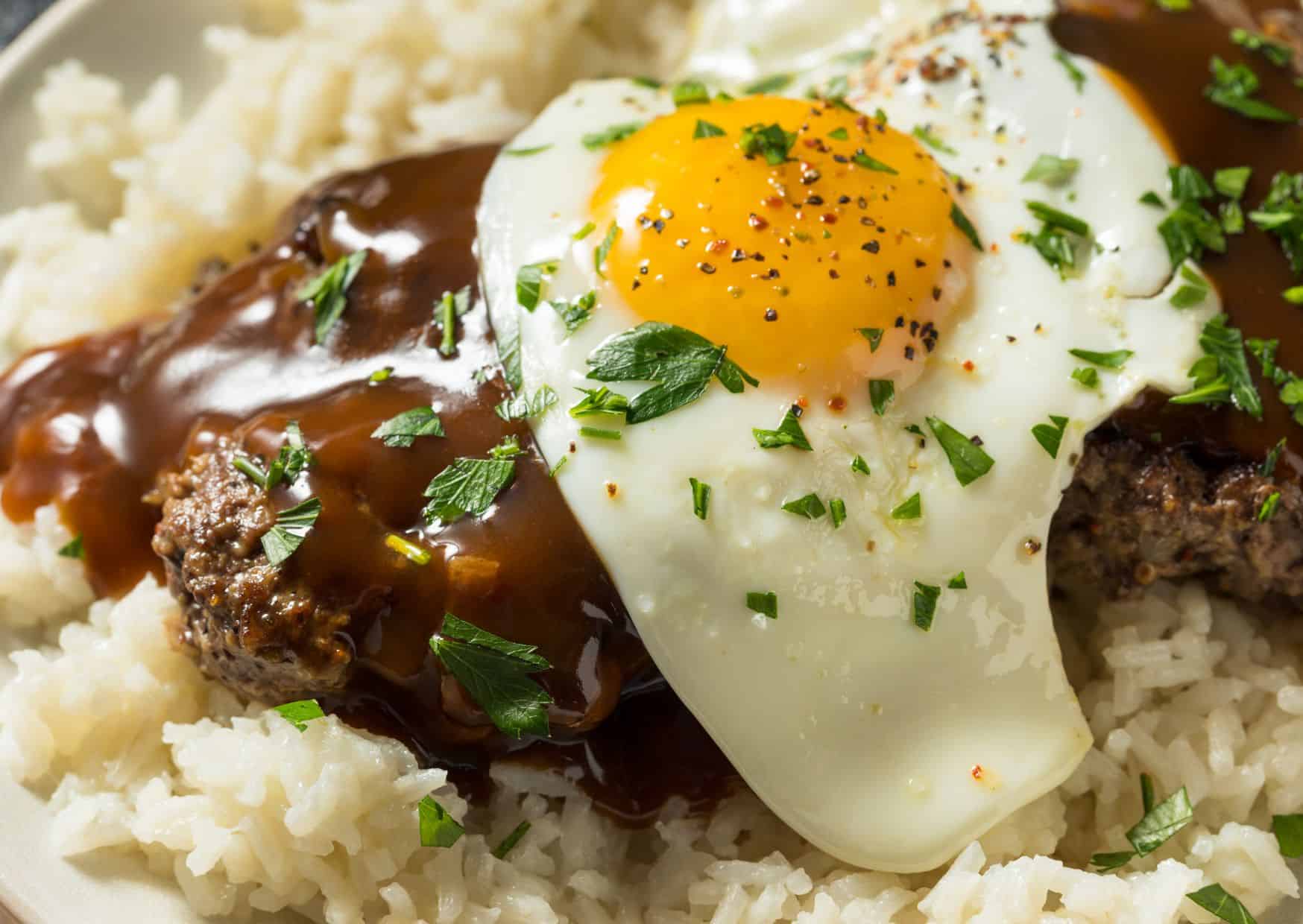 How To Make Loco Moco (Recipe Guide)