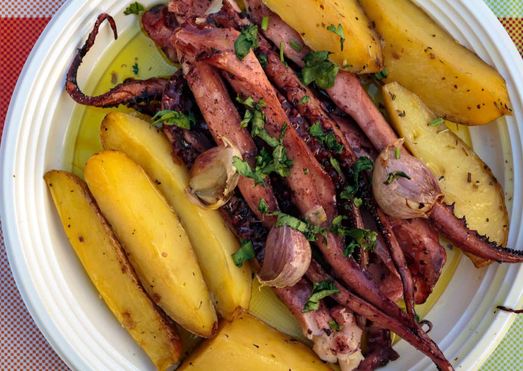 Why Everyone’s Obsessed With This Portuguese Octopus Dish (And How to Nail It Yourself) 1 How to Make Octopus with Olive Oil and Garlic (Recipe Guide)