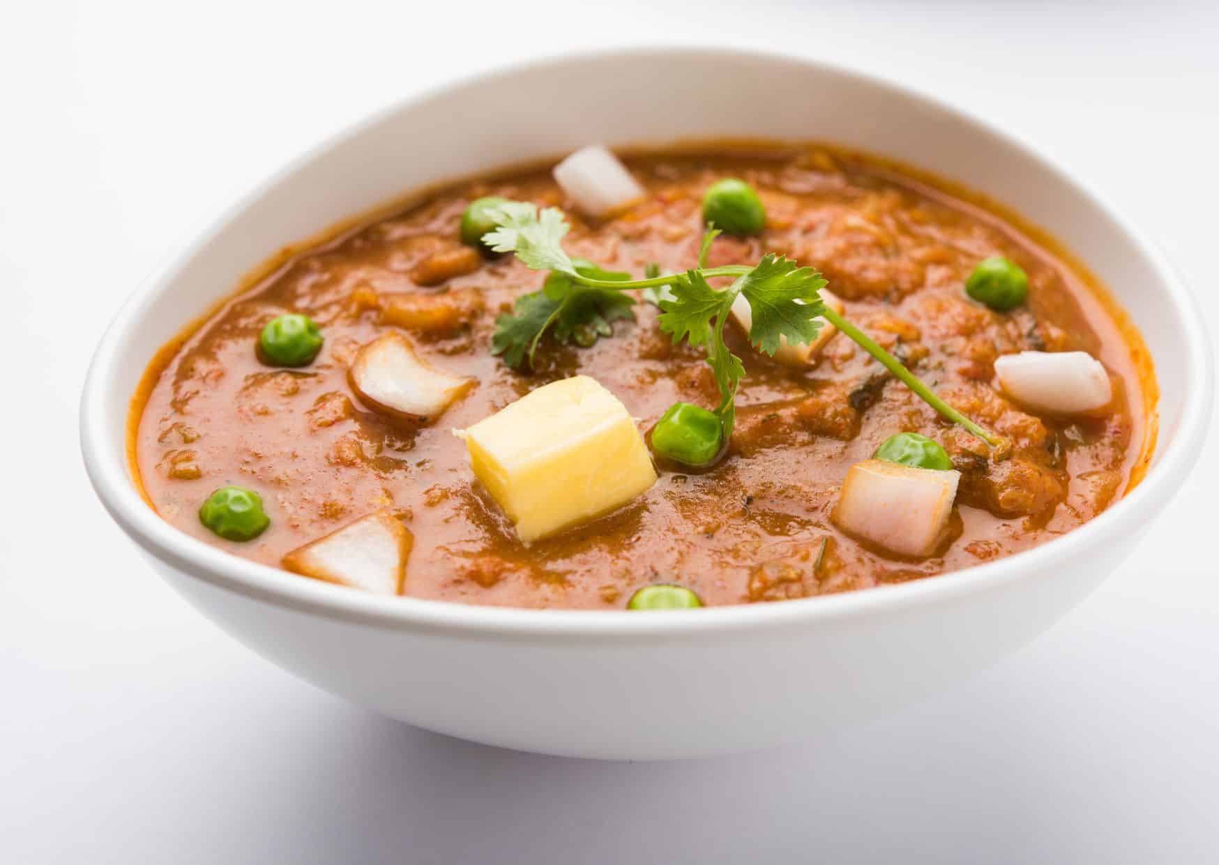 How To Make Homemade Pav Bhaji (Recipe Guide)