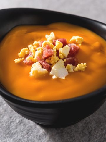 How To Make Salmorejo Cold Tomato Soup (Recipe Guide)