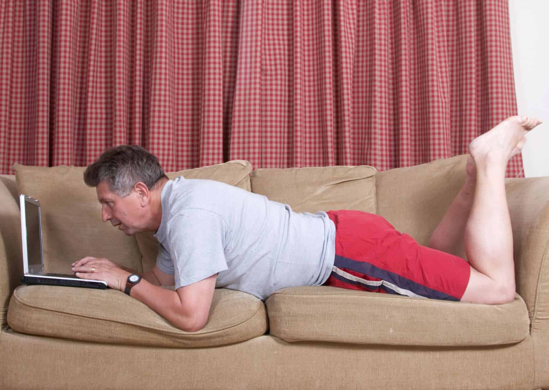 How to Find Affordable Accommodation Without Paying High Airbnb Prices: Alternatives