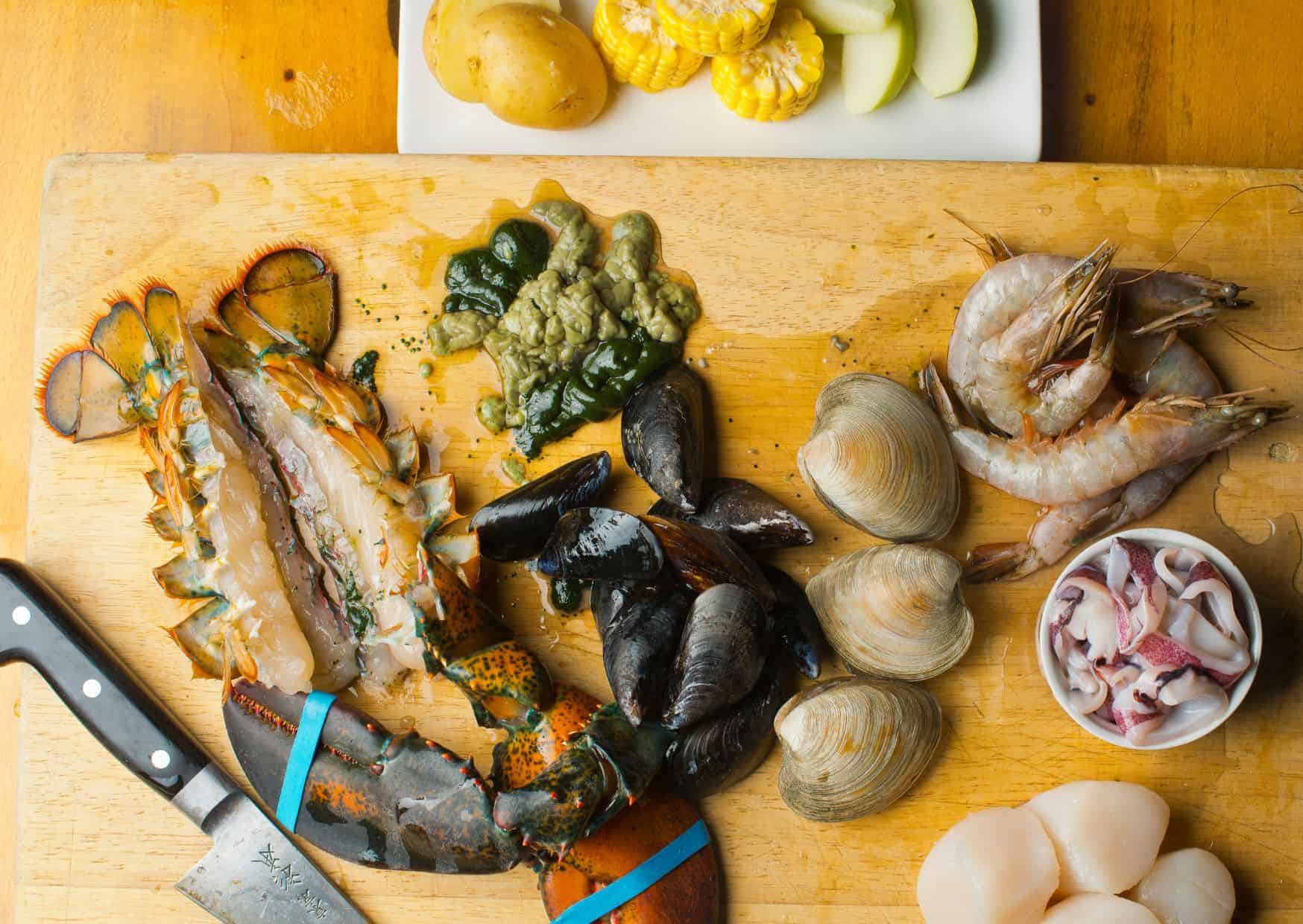 How To Make Homemade Bouillabaisse (Recipe Guide)