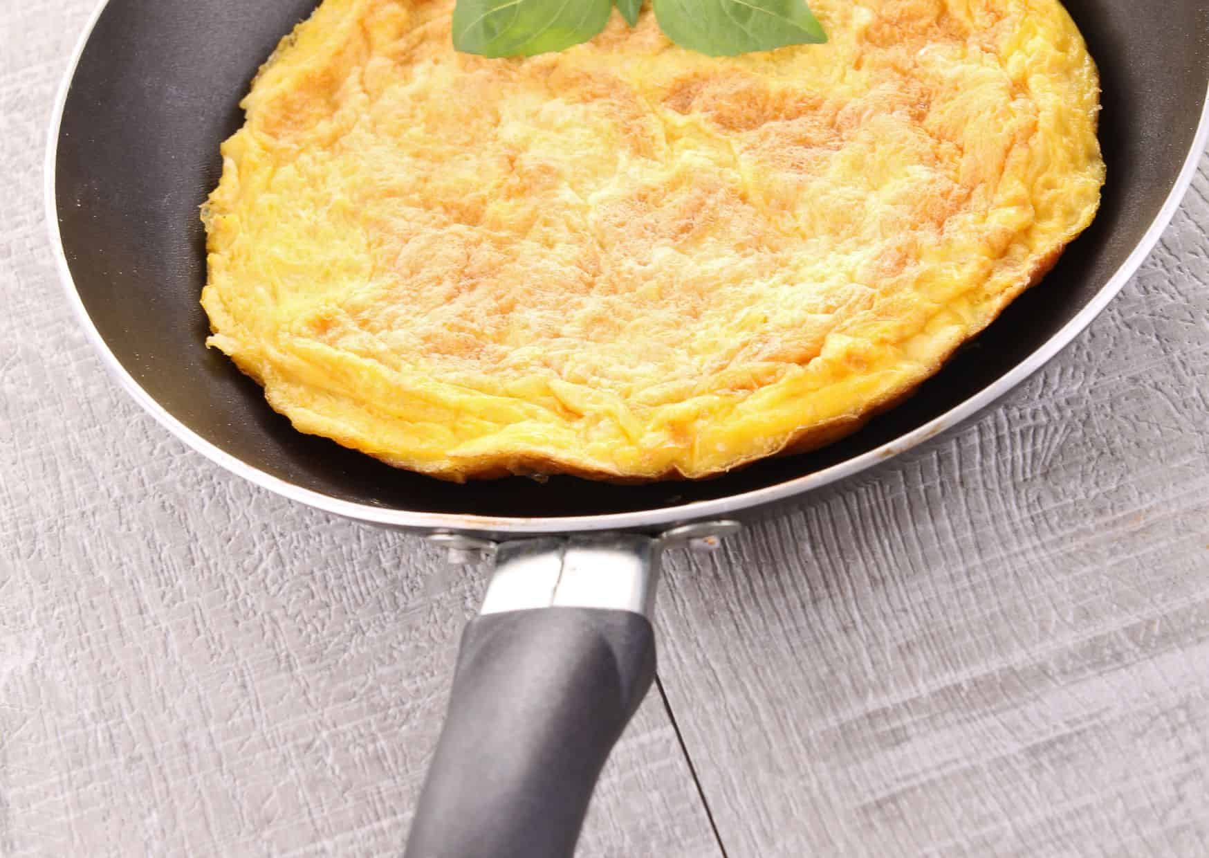 How To Make Homemade Buldak Noodle Omelette (Recipe Guide)