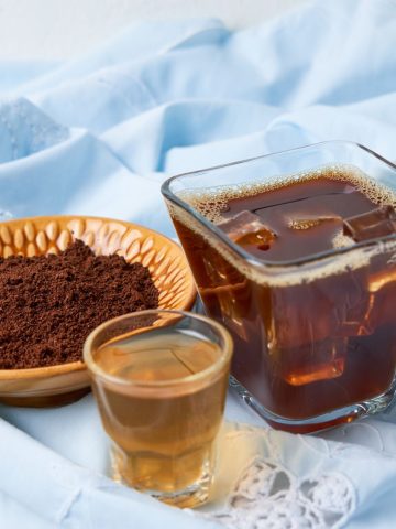 How To Make Carajillo Breakfast in Spain (Recipe Guide)