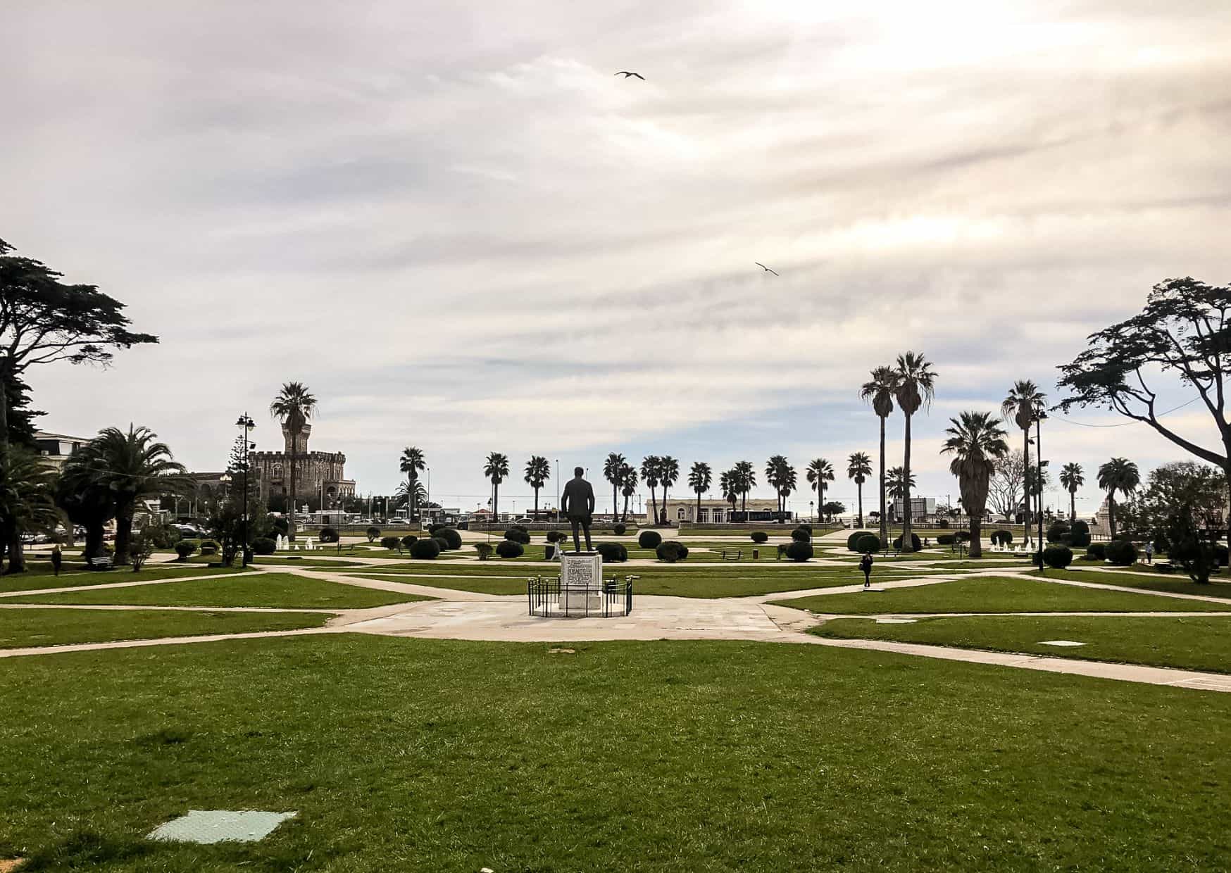 Sintra vs Cascais: Deciding Your Perfect Portuguese Getaway