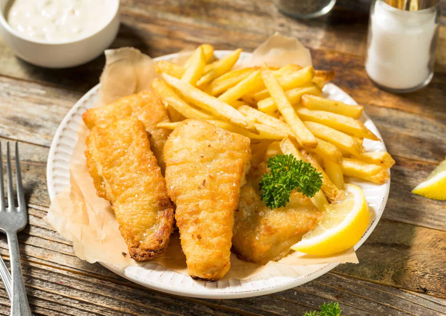 How To Make A Perfect Fish And Chips (Recipe Guide)