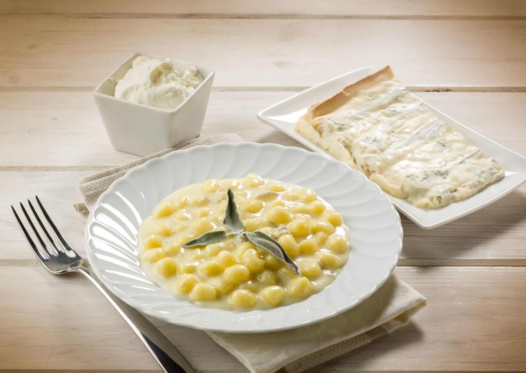 How To Make Gnocchi Alla Gorgonzola (Recipe Guide)