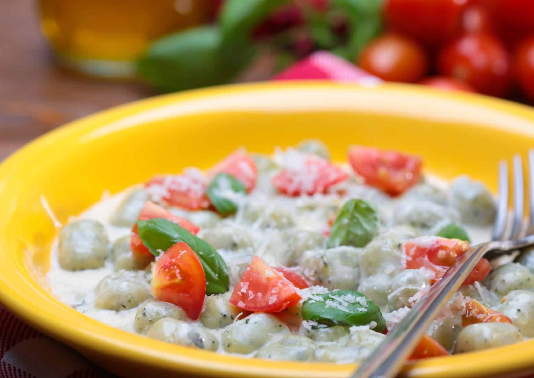 How To Make Gnocchi Alla Gorgonzola (Recipe Guide)