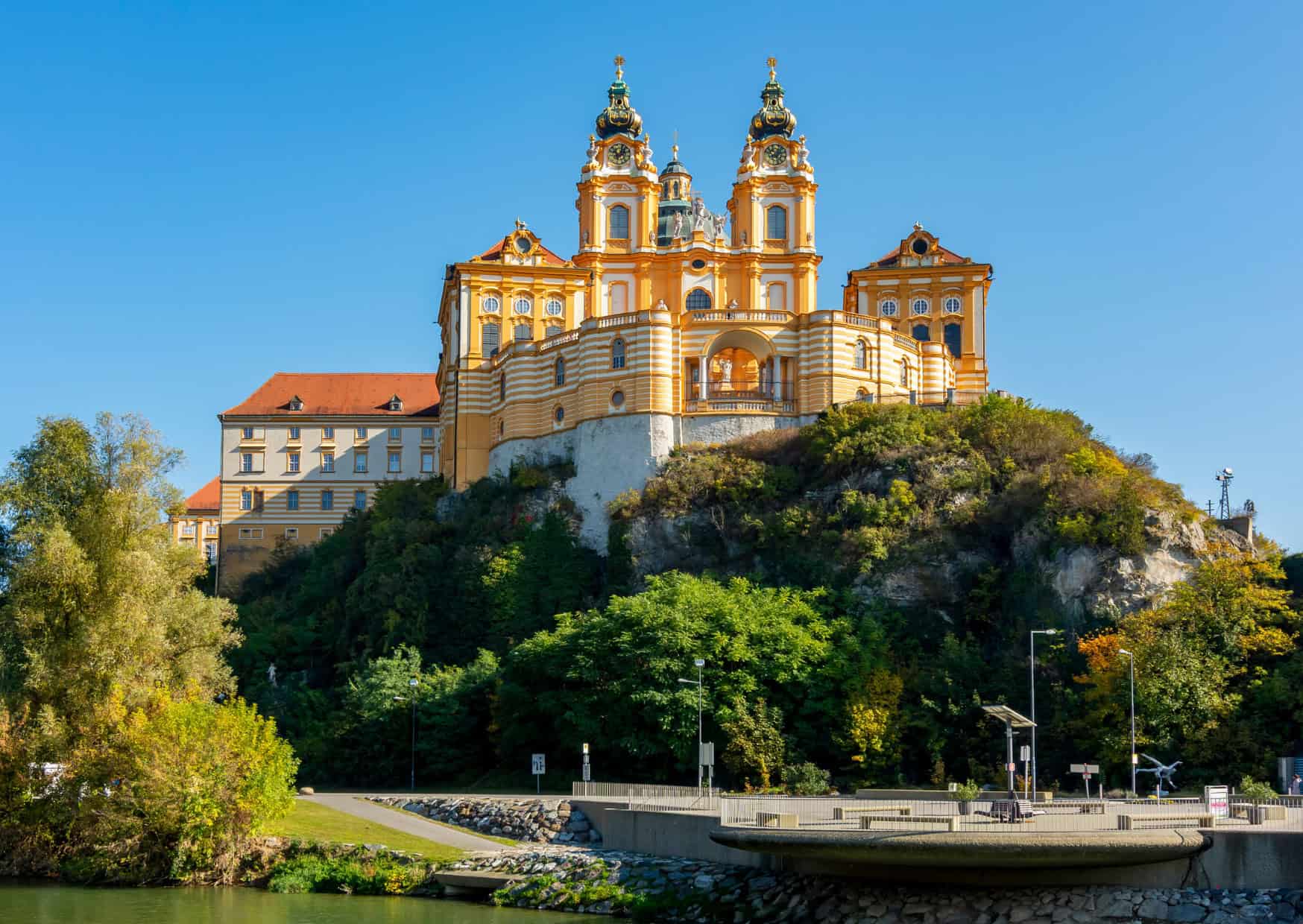 day trips during fall and winter in vienna