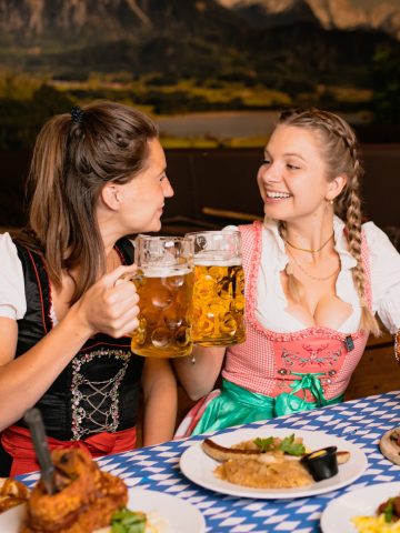 20 Common Mistakes to Avoid When Moving Abroad, A Foodie Guide to Autumn in Europe