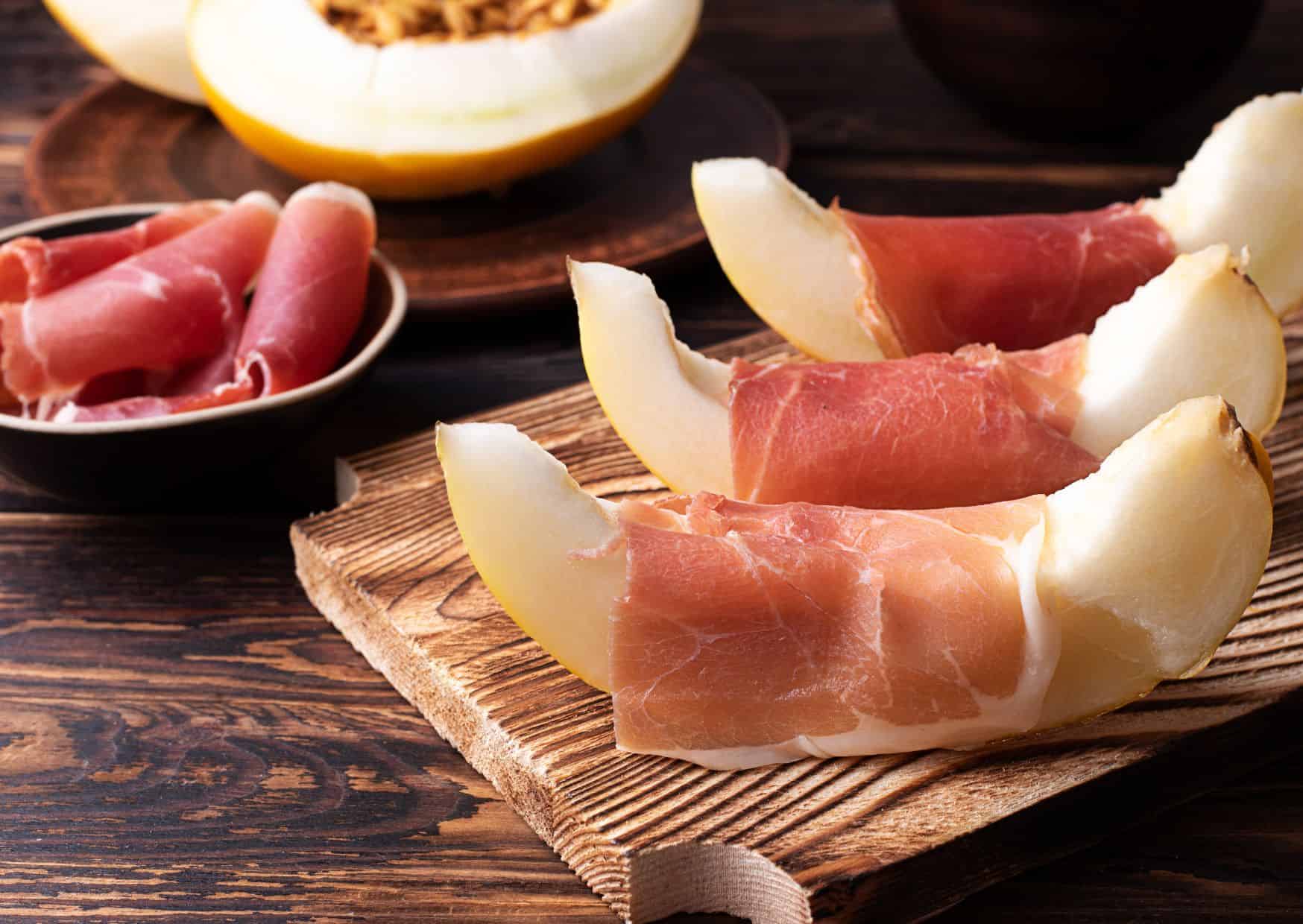 How to Pair Wine with Food, 6 Foods That Can't Miss With Aperitivo In Italy (Recipe Guide)