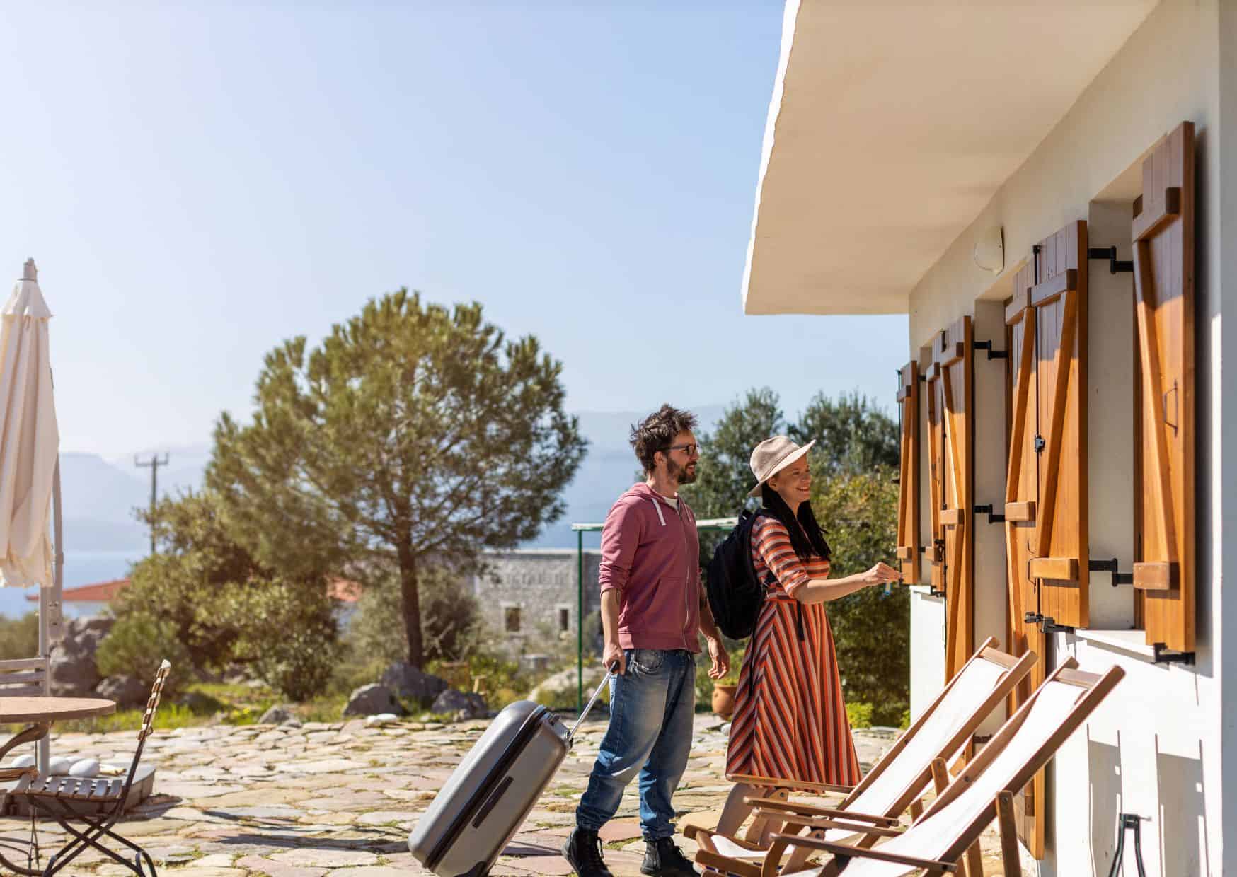 How to Find Affordable Accommodation in Spain Without Paying High Airbnb Prices: 9 Websites for Long and Short Rentals