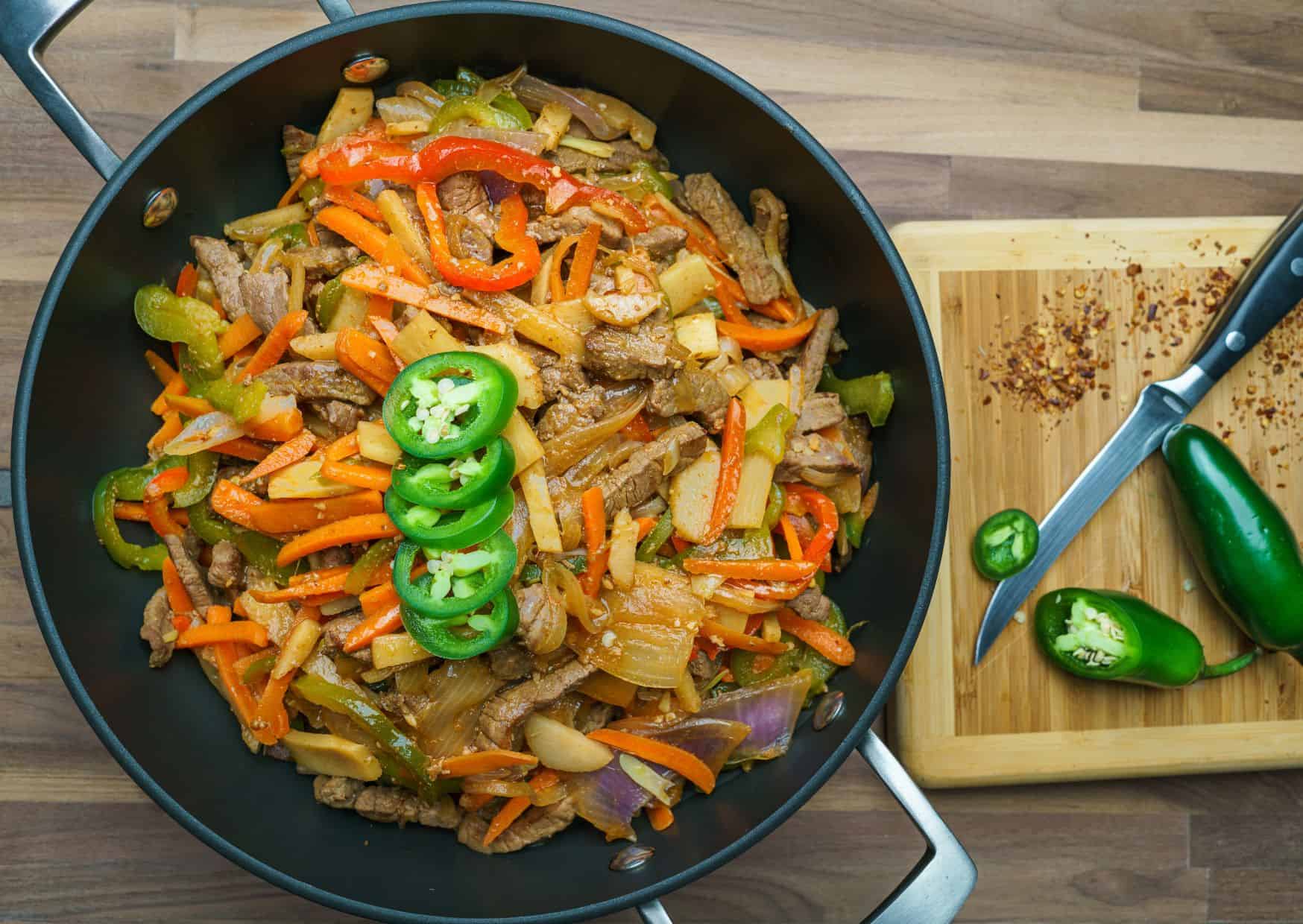 How To Make Szechuan Beef Stir-Fry (Recipe Guide)