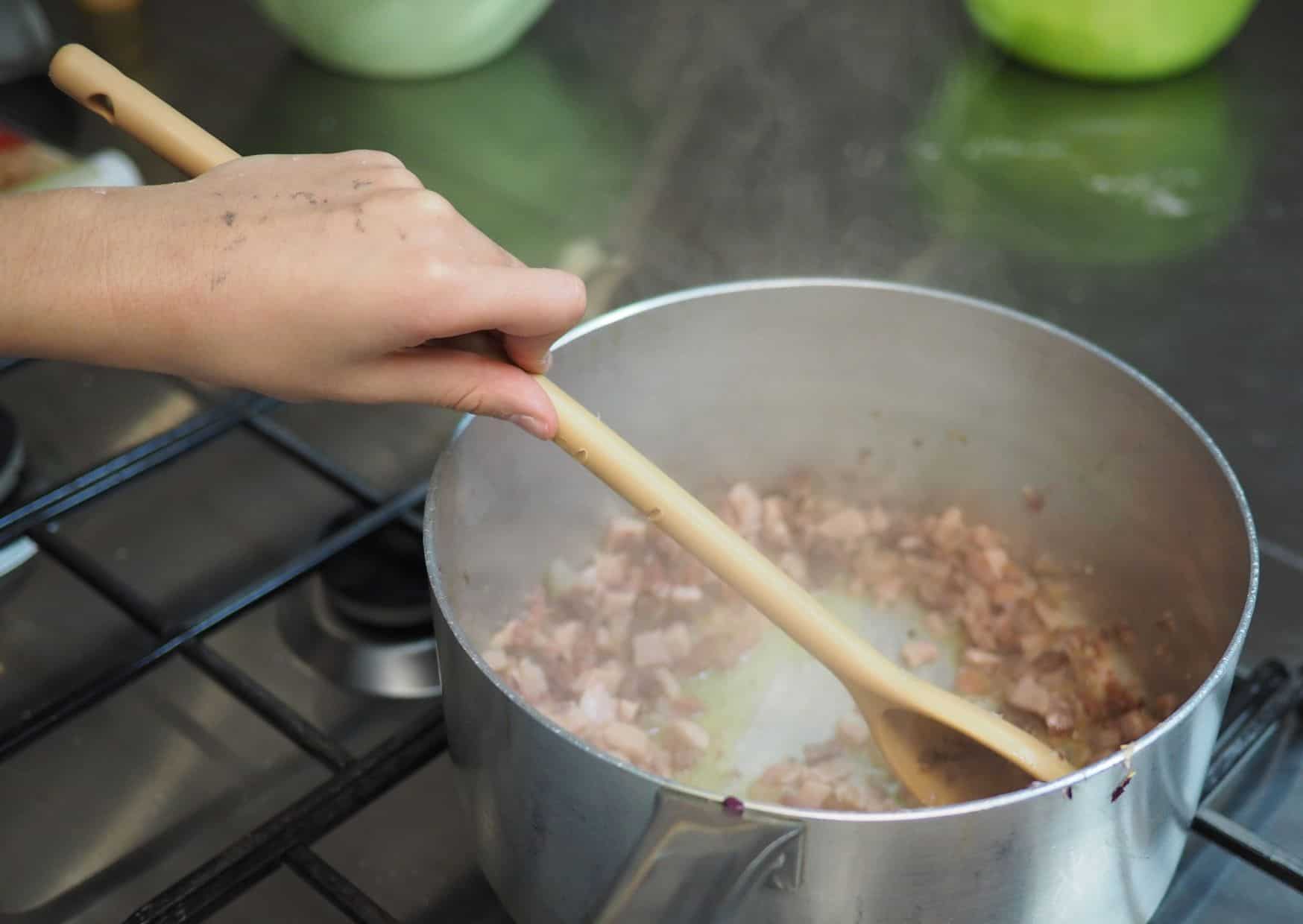 Tagliatelle al Ragù: The Italian Comfort Food That Puts All Others to Shame (And How to Nail It at Home) 3 How to Make Homemade Tagliatelle al Ragù (Recipe Guide)