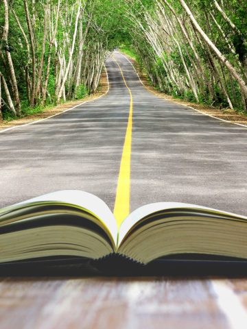 Best Books to Read While Traveling