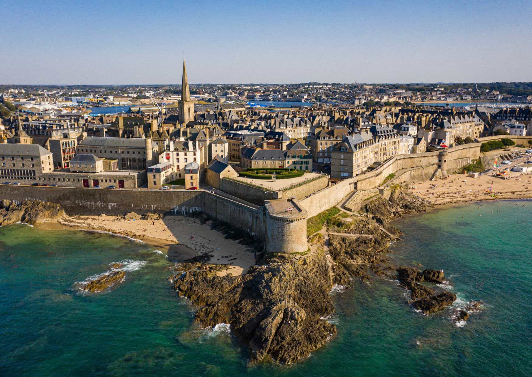 13 Stunning Places in France You’ve Probably Never Heard Of — But Should Definitely Visit 4 France 1