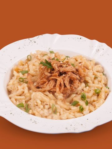 How to Make German Spätzle Dumplings (Recipe Guide)