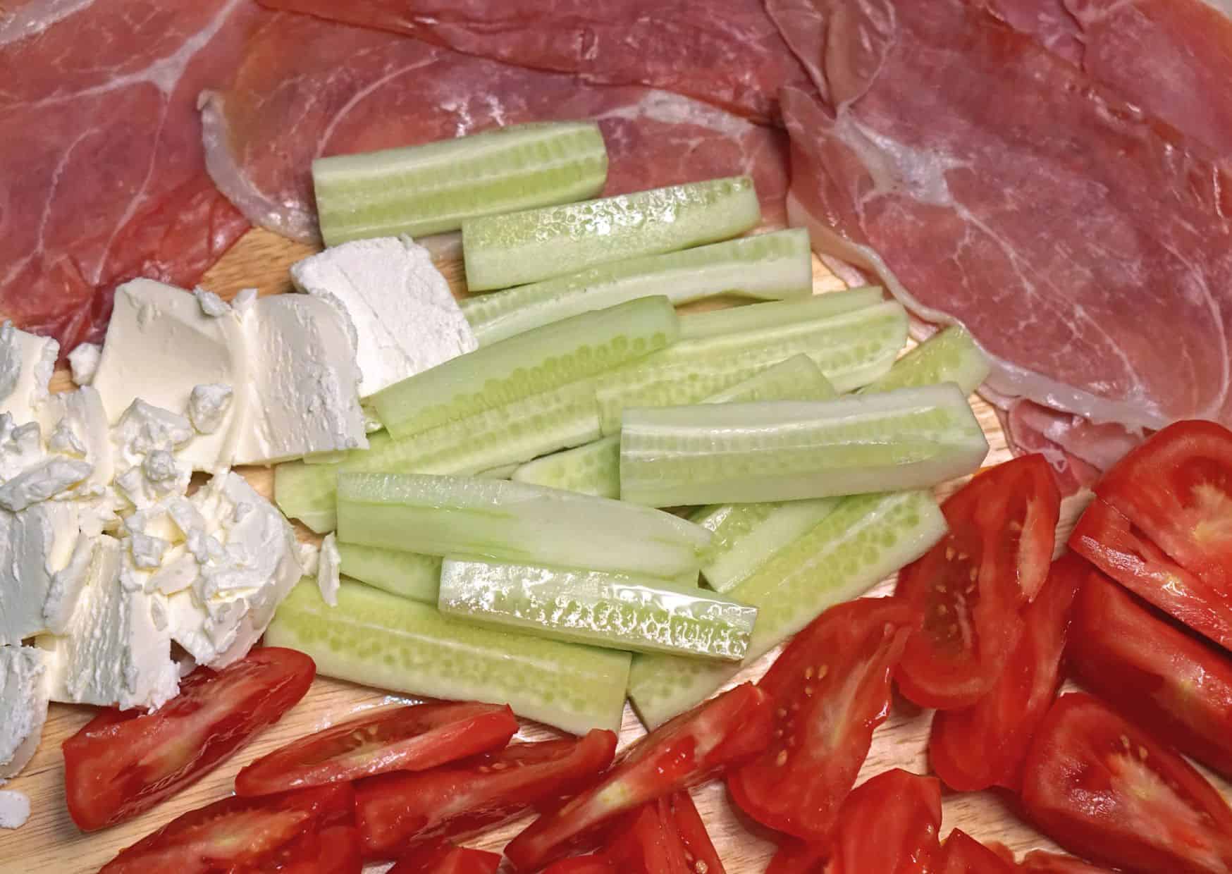 How To Make Homemade Tzatziki (Recipe Guide)