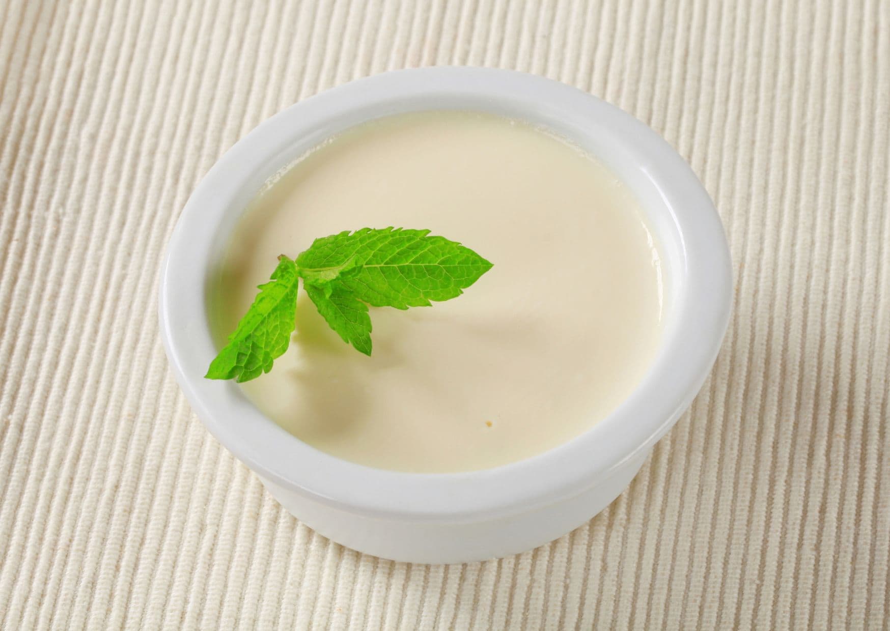 The Silkiest Dessert Ever: How to Make Homemade Panna Cotta Like an Italian Chef 5 How To Make Homemade Panna Cotta (Recipe Guide)