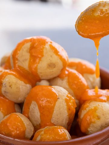 10 Common Mistakes to Avoid in the Canary Islands and How to Avoid Them, How to Make Papas Arrugadas (Recipe Guide)