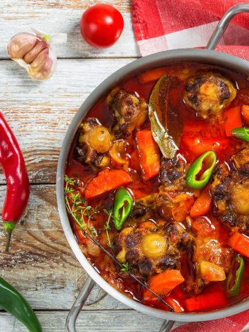 How To Make Homemade Rabo de Toro Oxtail Stew (Recipe Guide)